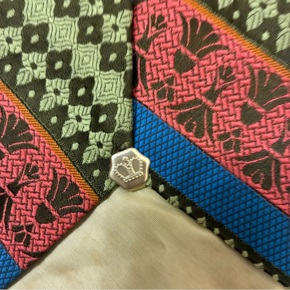 Vintage tie in a geometric pattern of green blue orange & brown hues - Picture 6 of 6